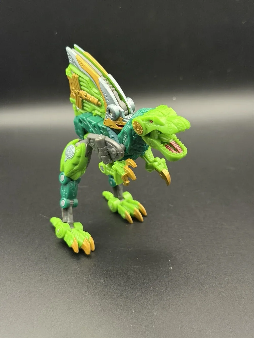2005 Transformers Cybertron Scout Class Undermine